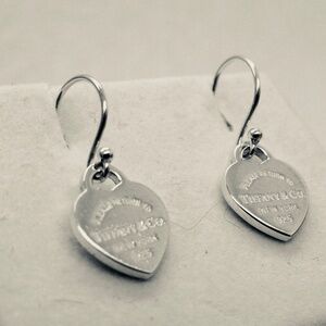 Tiffany & Co. NWT Sterling Silver Return to Heart Tag Drop Dangle Earrings